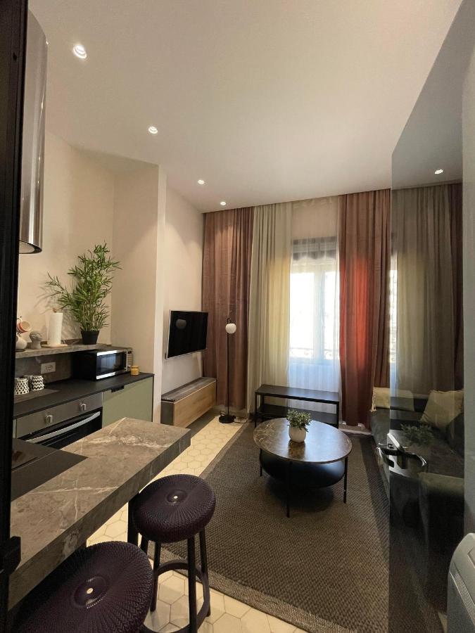 Urban Stay Tirana Deluxe Exterior photo