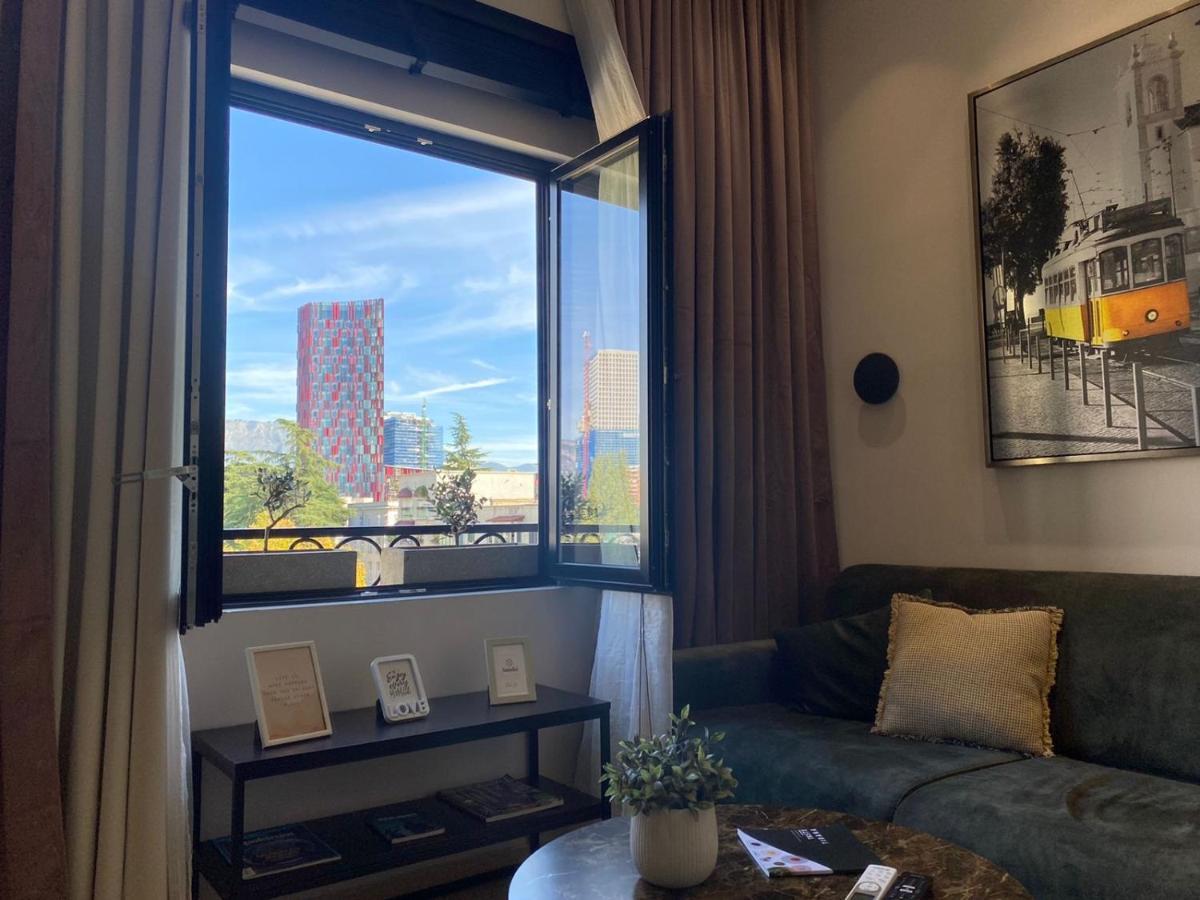 Urban Stay Tirana Deluxe Exterior photo